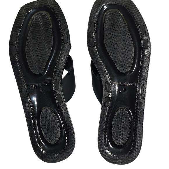 Steve Madden Horizon Womens Sz 6 Black Vegan Leather Criss-Cross Slide Sandals - Picture 6 of 8